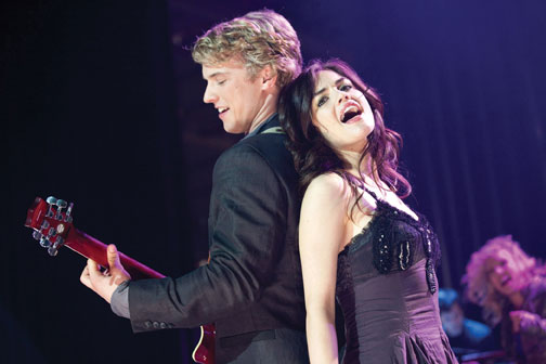 A Cinderella Story: Once Upon a Song Lucy Hale, Freddie Stroma
