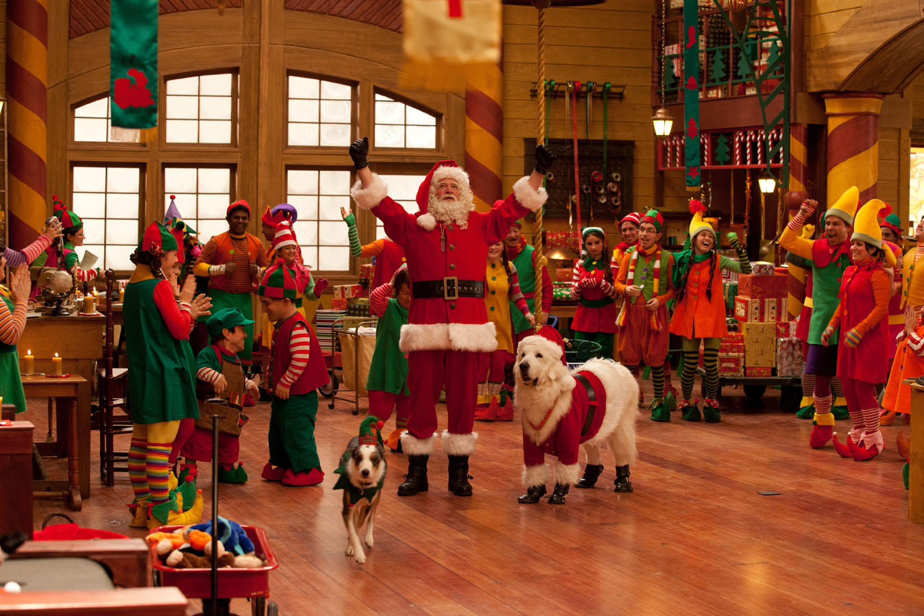Santa Paws 2